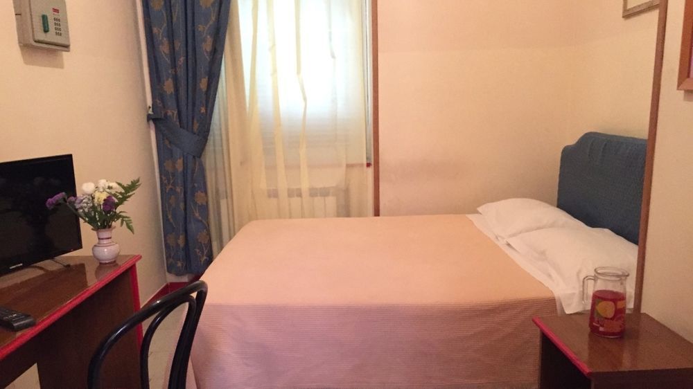 Altavilla 9 Hotel Rom